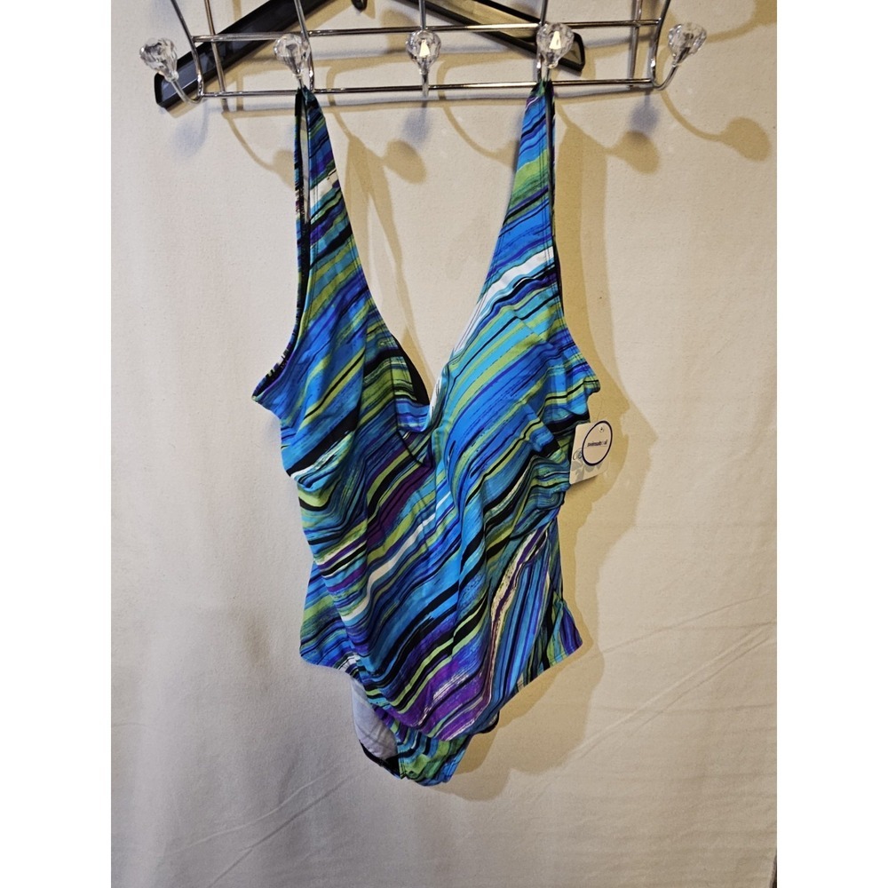 Beach Belle Women  Size 26 Swimsuit‎ Bathing Suit One Piece Multicolor  Swimwear